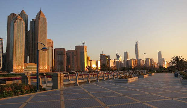 Abu Dhabi skyline (Wikipedia).