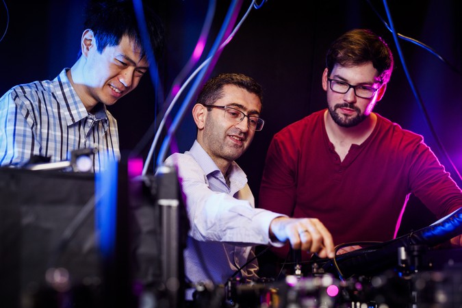 MIT-Terahertz-Mag-01-press.jpg