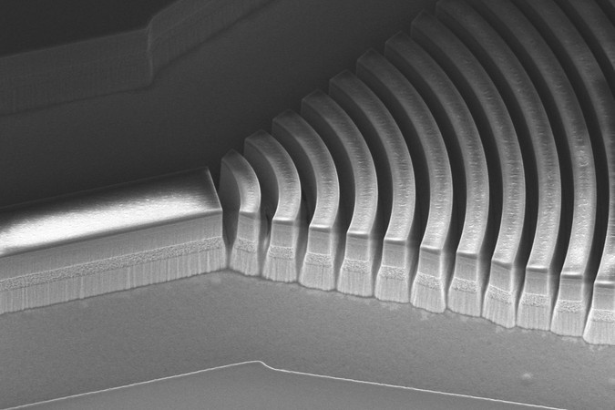 MIT-Laser-Combs-01-press.jpg