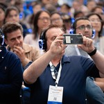 FOG_Boston25_CBDKPhoto-12 audience taking pic.jpg